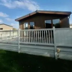 Lodge Springwell With Hot Tub